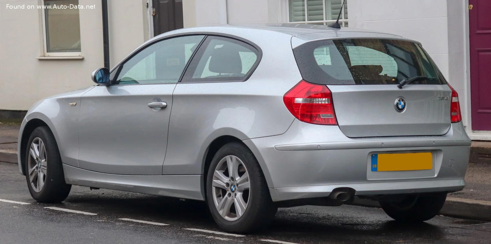 BMW 1 Series 116d (116 Hp)2009 - 2011 thumbnail 4