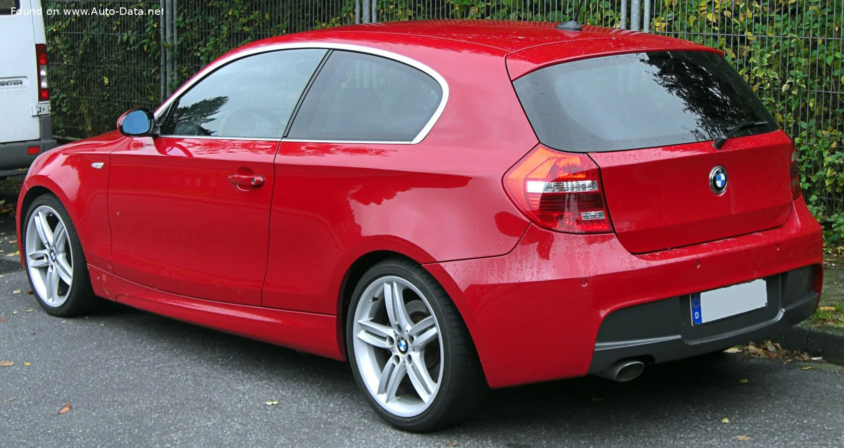 BMW 1 Series 116d (116 Hp)2009 - 2011 thumbnail 8