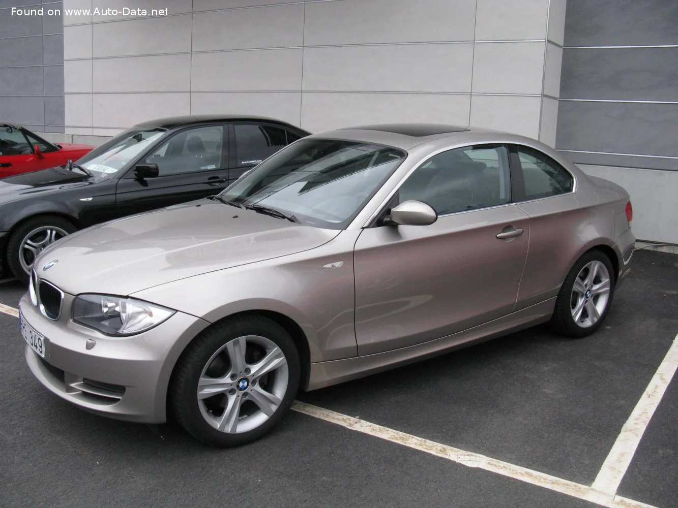 BMW 1 Series 118d (143 Hp)2009 - 2011 thumbnail 4