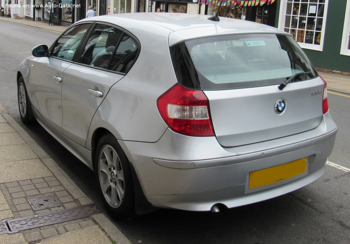 BMW 1 Series 116i (115 Hp)2004 - 2007 thumbnail 2