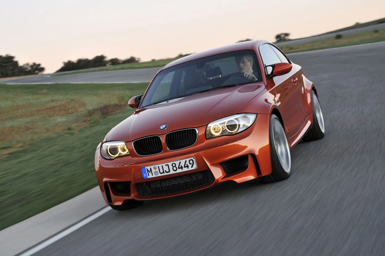 BMW 1M 3.0 (340 Hp)2011 - 2012 thumbnail 2