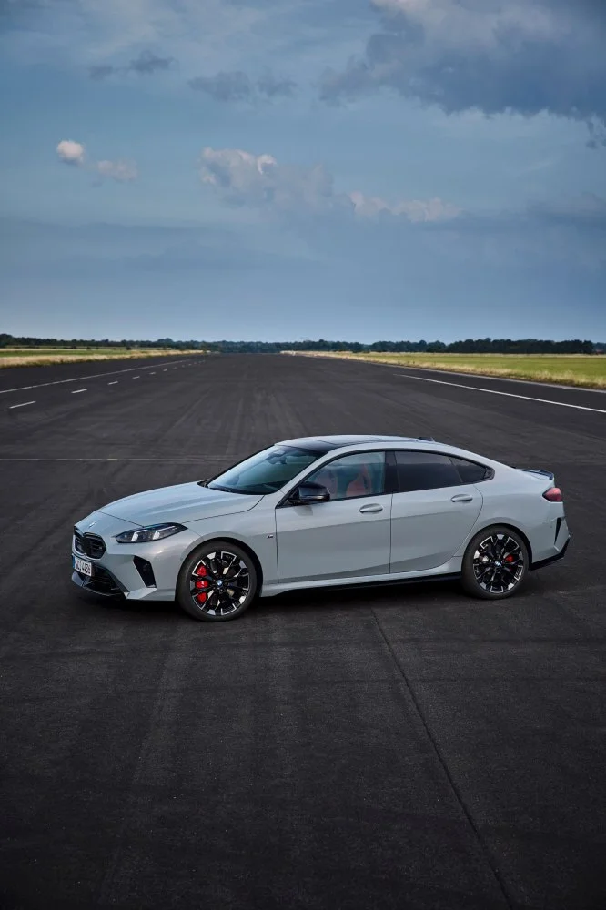BMW 2 Series 216 (122 Hp) Steptronic DCT2025 - thumbnail 18