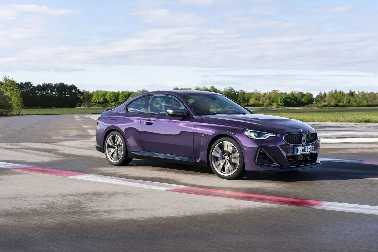 BMW 2 Series 218i (156 Hp) Steptronic2022 - thumbnail 2