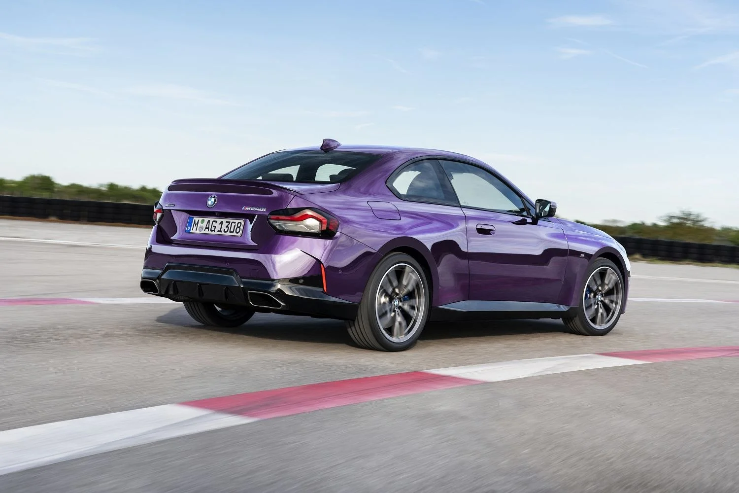 BMW 2 Series 218i (156 Hp) Steptronic2022 - thumbnail 7