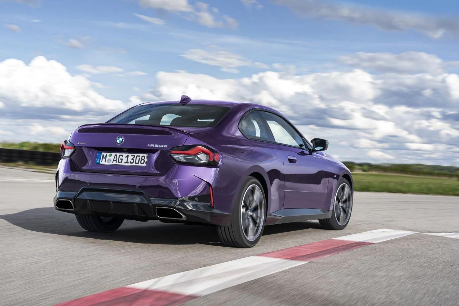 BMW 2 Series 218i (156 Hp) Steptronic2022 - thumbnail 9