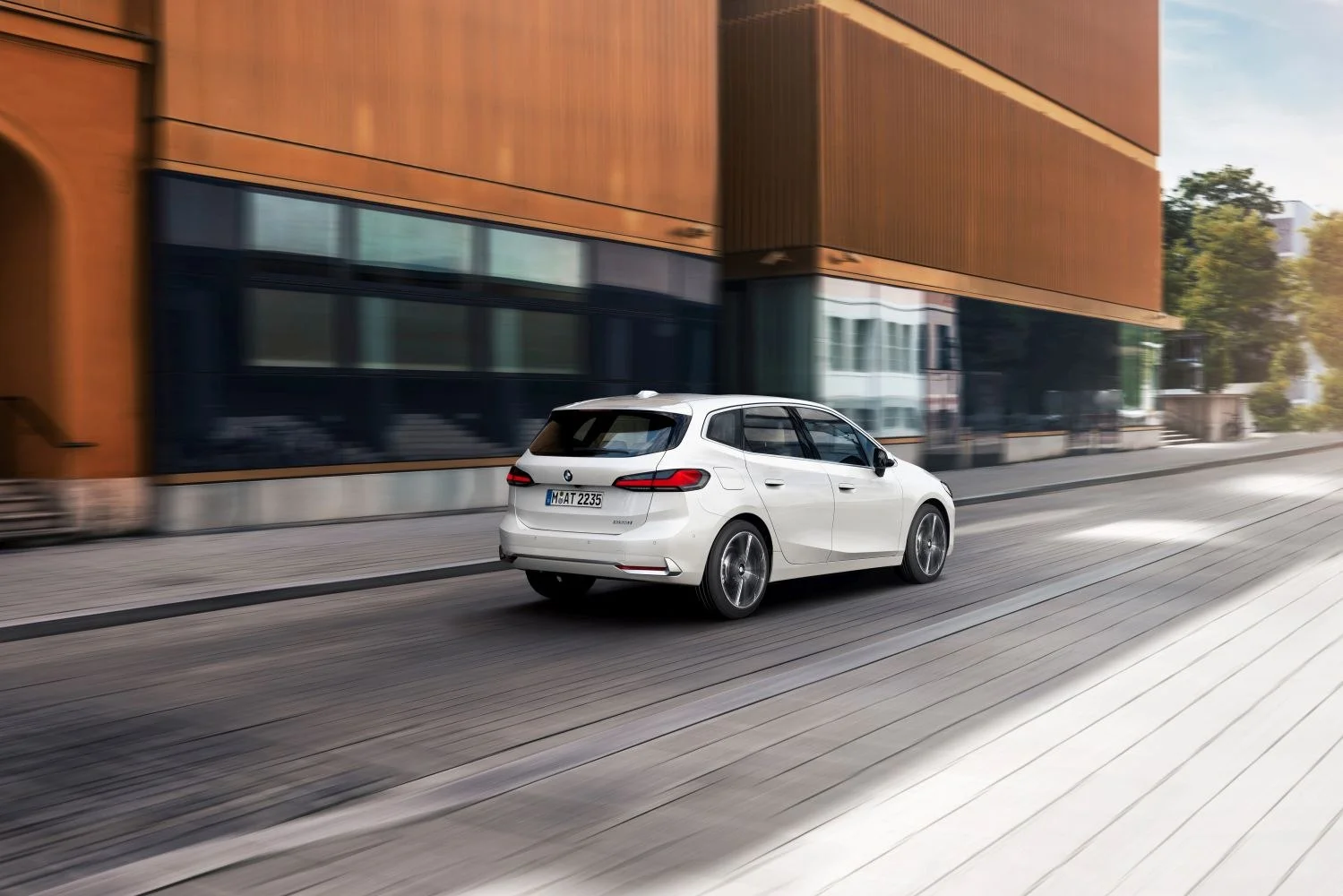 BMW 2 Series 216i (122 Hp) Steptronic2022 - thumbnail 2