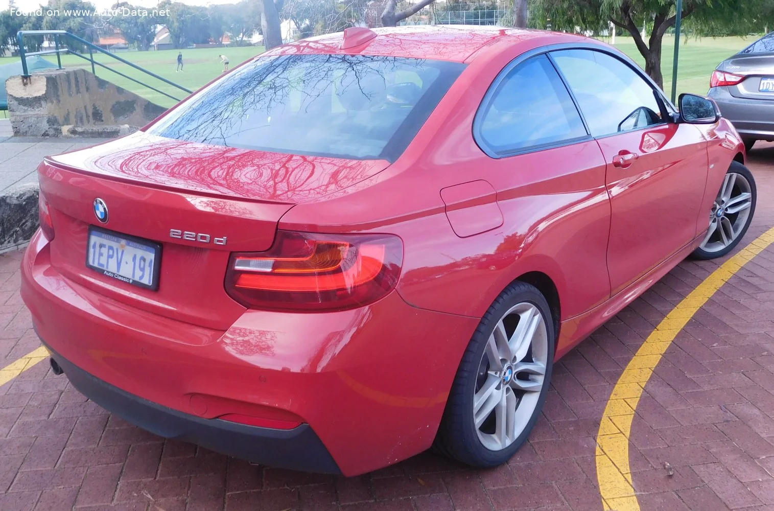 BMW 2 Series 218d (143 Hp)2014 - 2015 thumbnail 3