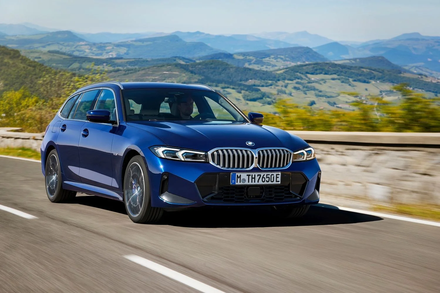 BMW 3 Series 318d (150 Hp) Mild Hybrid Steptronic2022 - - 1