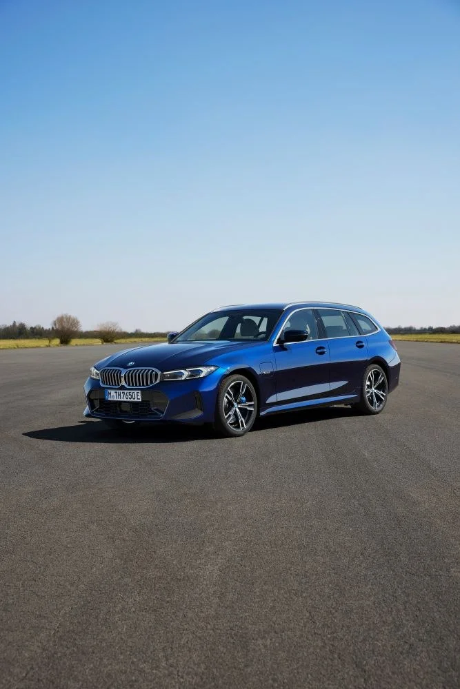 BMW 3 Series 318d (150 Hp) Mild Hybrid Steptronic2022 - thumbnail 16