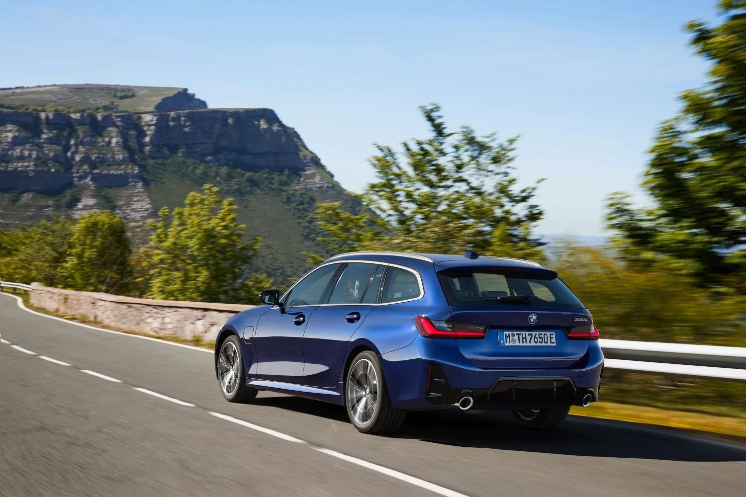 BMW 3 Series 318d (150 Hp) Mild Hybrid Steptronic2022 - thumbnail 4