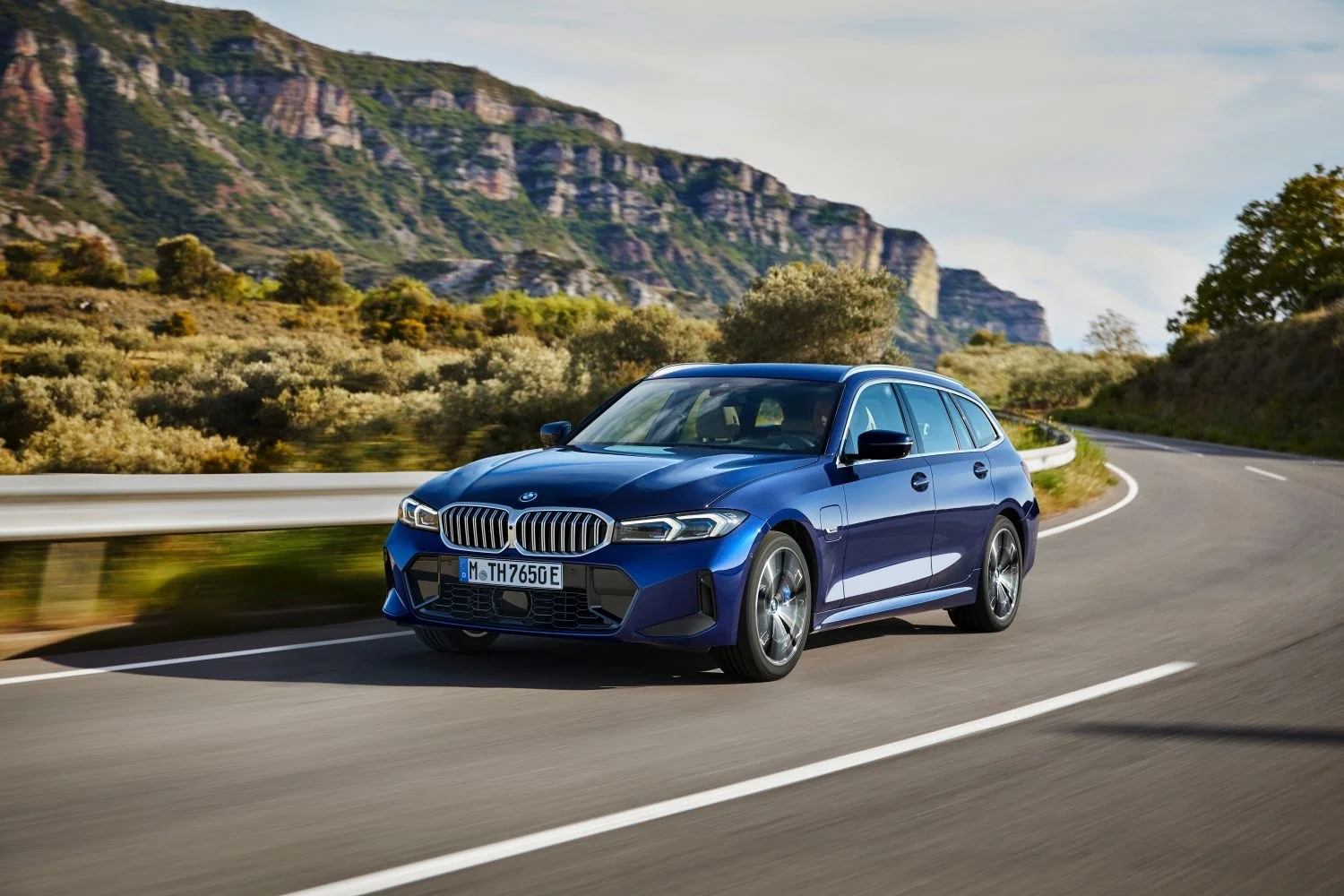 BMW 3 Series 318d (150 Hp) Mild Hybrid Steptronic2022 - thumbnail 7