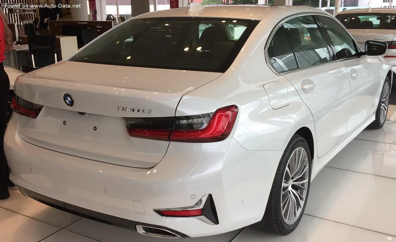 BMW 3 Series 325Li (184 Hp) Steptronic2019 - 2022 thumbnail 4