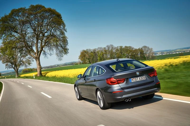 BMW 3 Series 318d (150 Hp)2016 - 2020 thumbnail 17