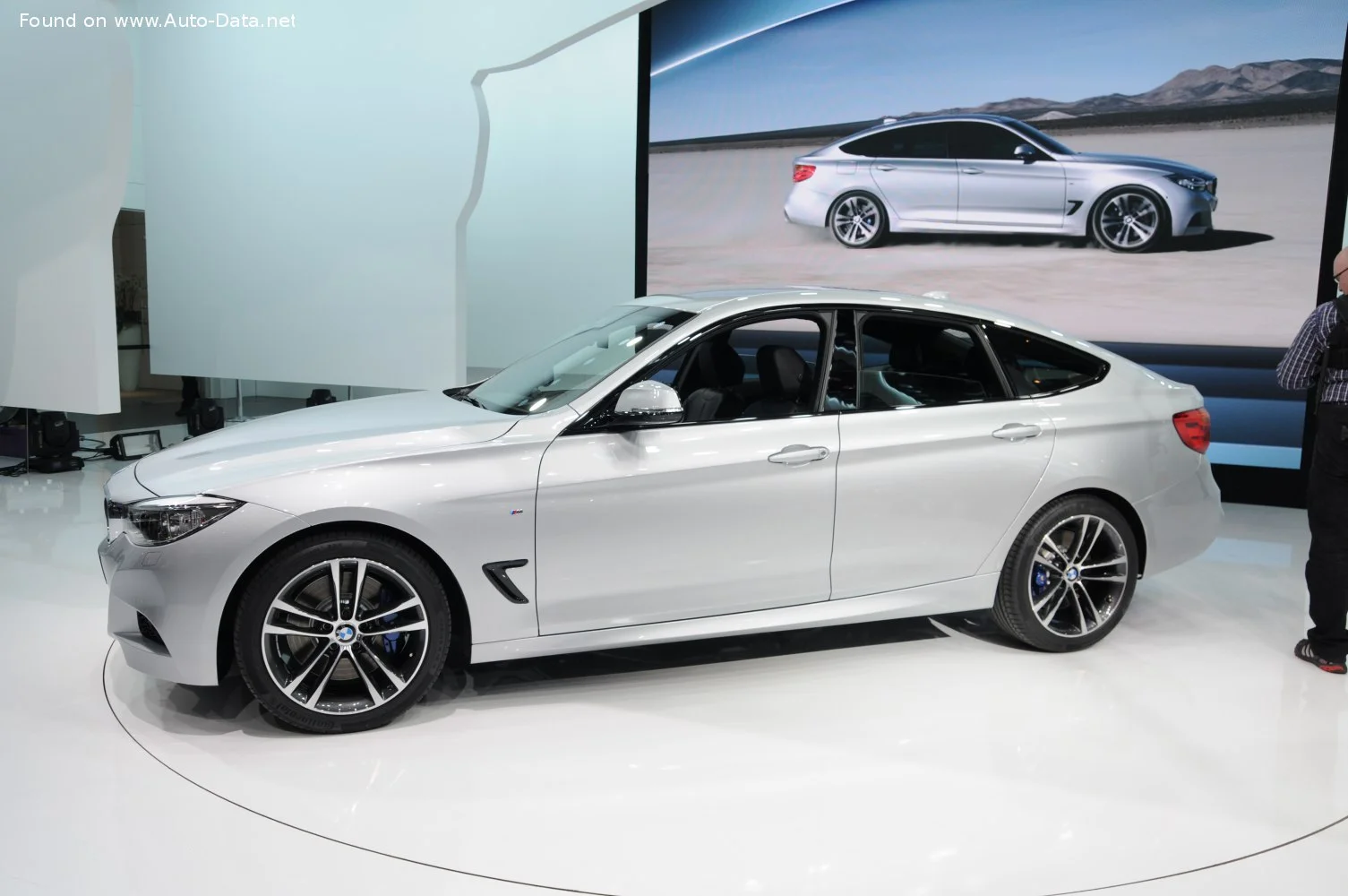 BMW 3 Series 318d (143 Hp)2013 - 2015 thumbnail 4