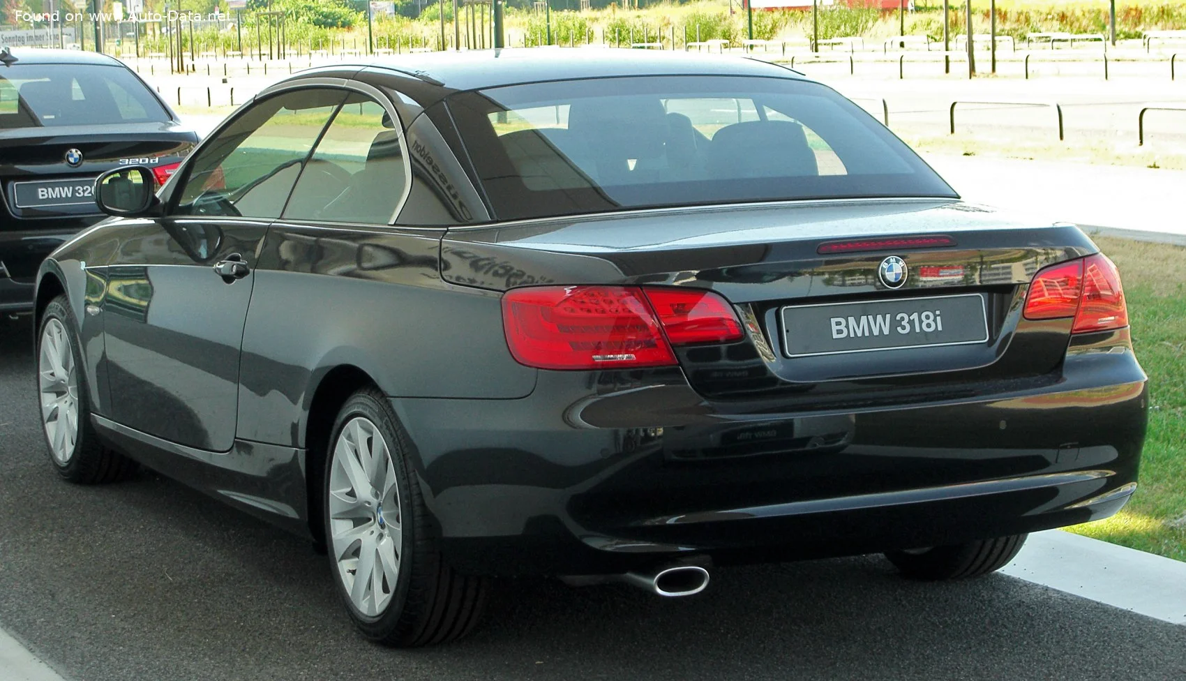 BMW 3 Series 318i (143 Hp)2010 - 2013 thumbnail 5