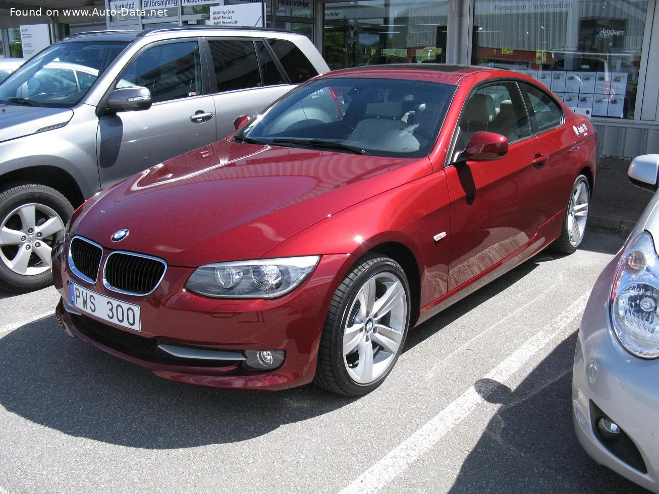 BMW 3 Series 318i (143 Hp)2010 - 2013 thumbnail 3