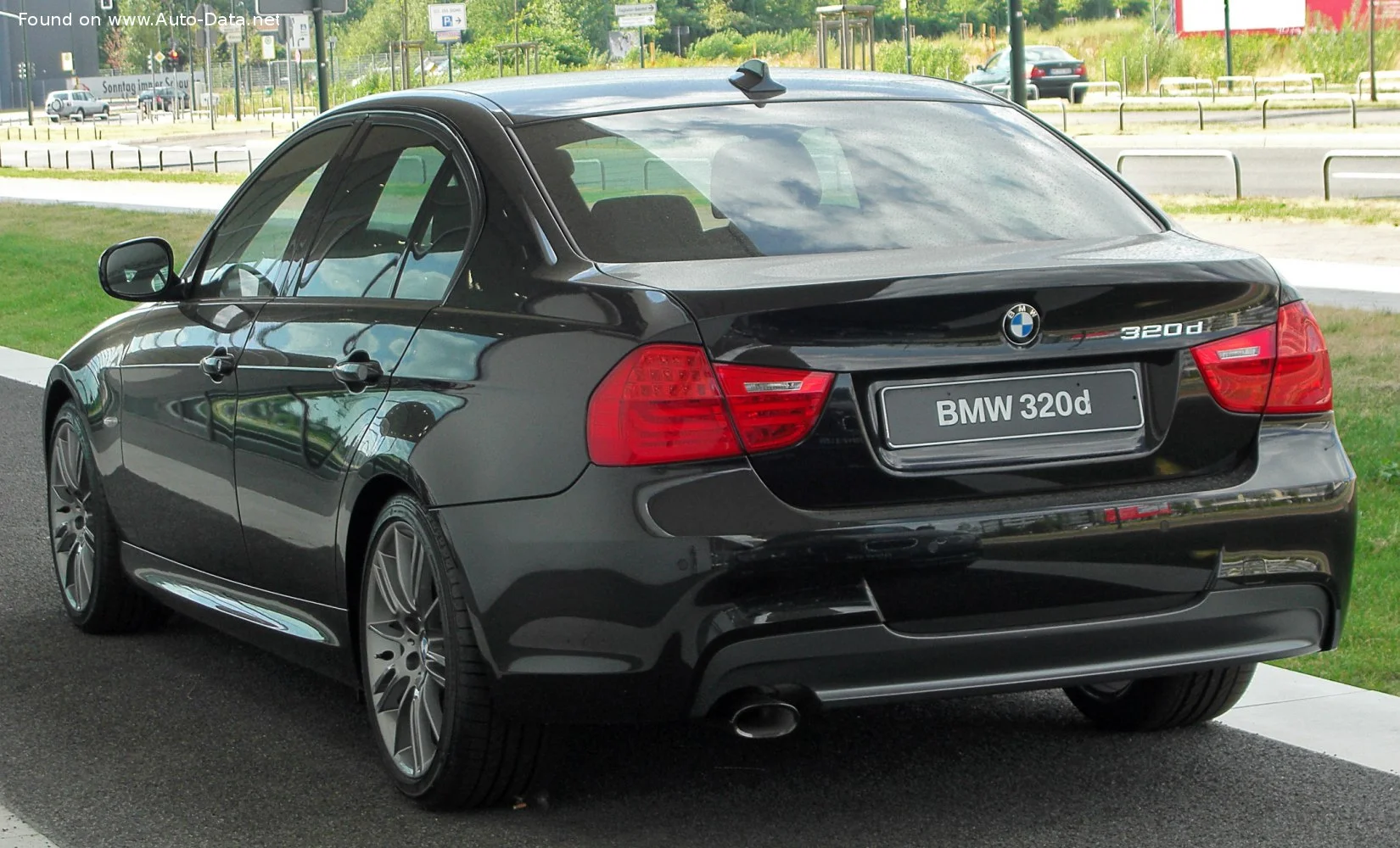 BMW 3 Series 316d (115 Hp)2009 - 2011 thumbnail 12