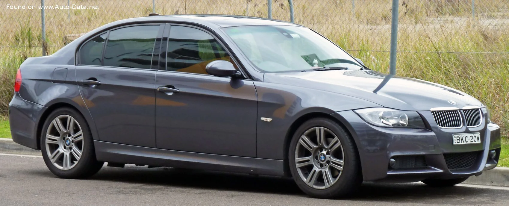 BMW 3 Series 318d (122 Hp)2006 - 2007 thumbnail 3