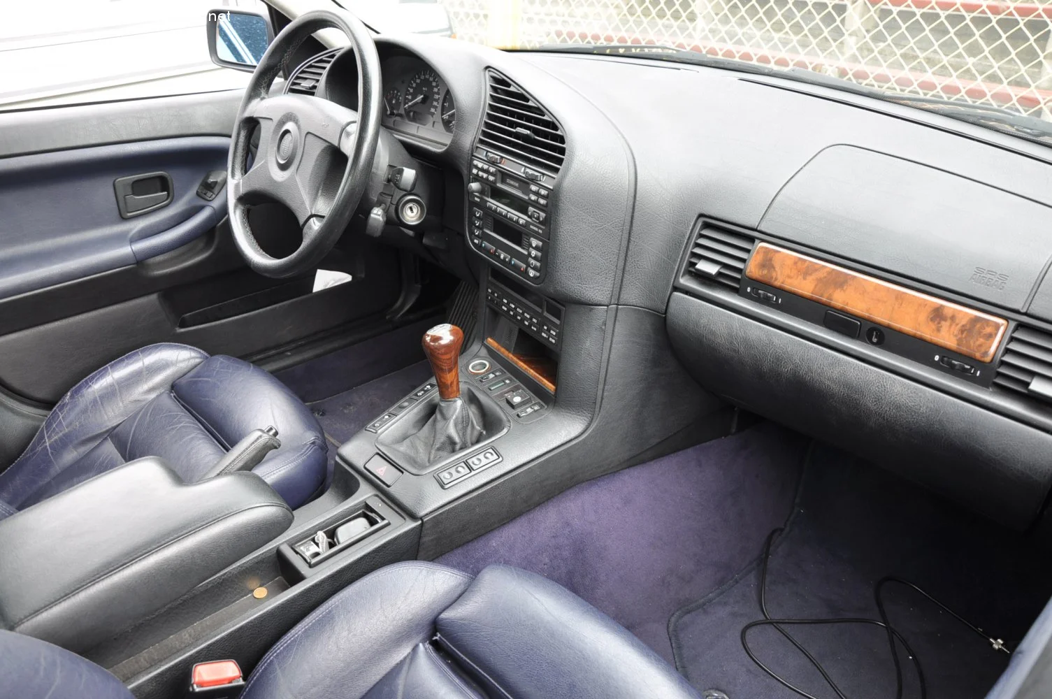 BMW 3 Series 316i (102 Hp)1993 - 1999 thumbnail 4