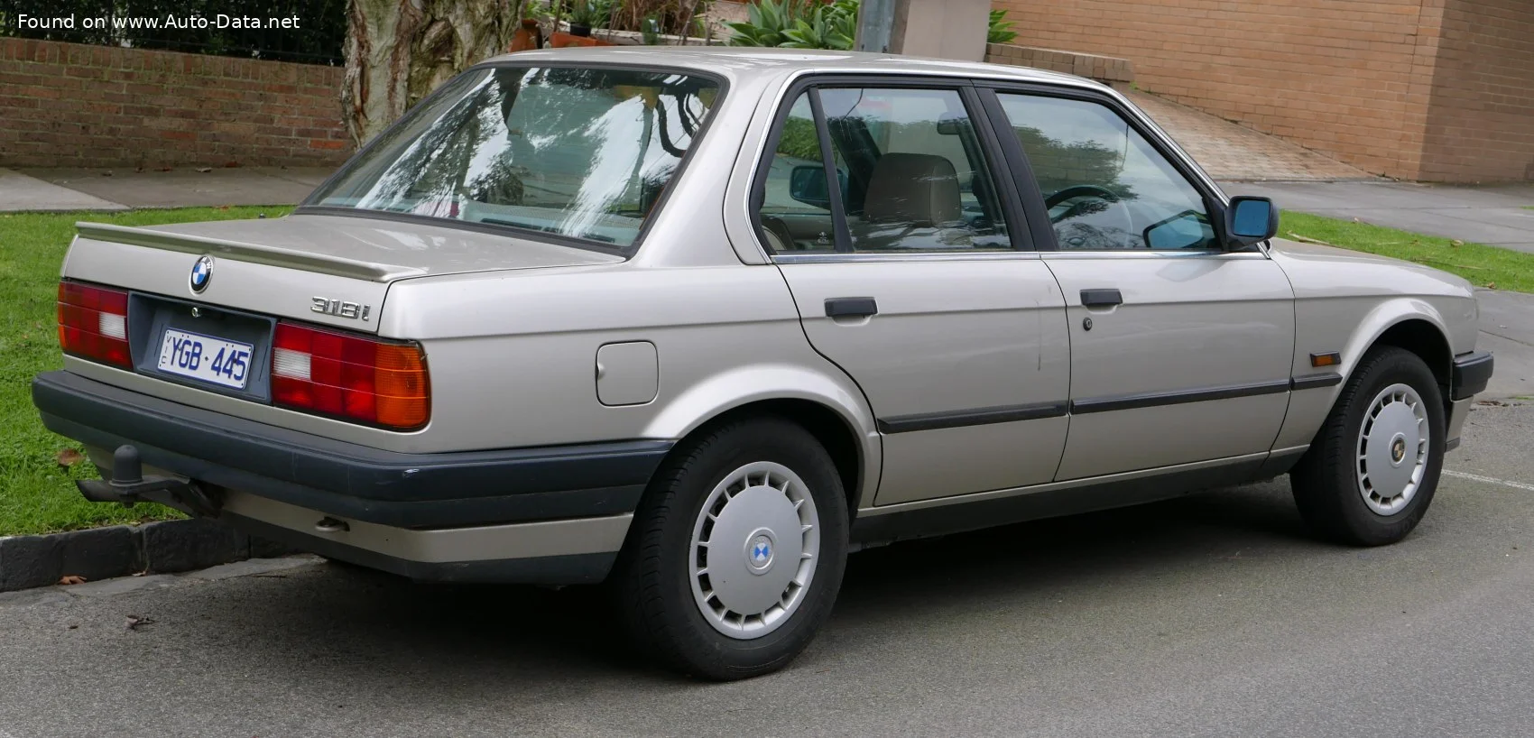 BMW 3 Series 316i (100 Hp)1987 - 1991 thumbnail 2