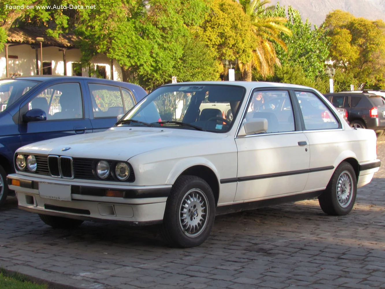 BMW 3 Series 316i (102 Hp)1987 - 1988 thumbnail 4