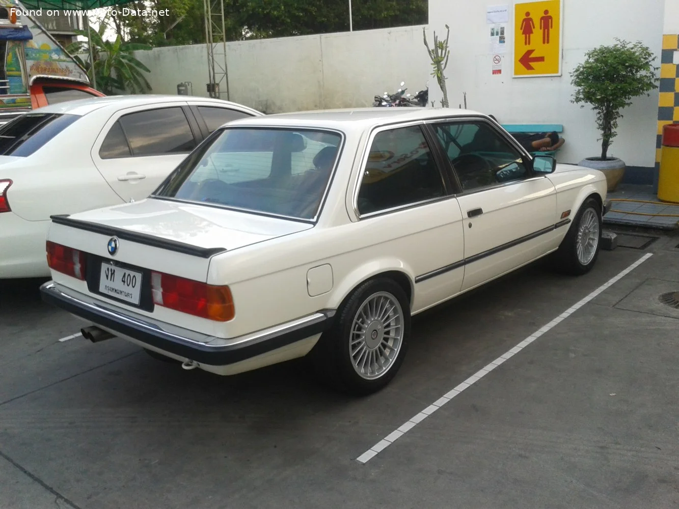 BMW 3 Series 316i (89 Hp)1982 - 1986 thumbnail 4