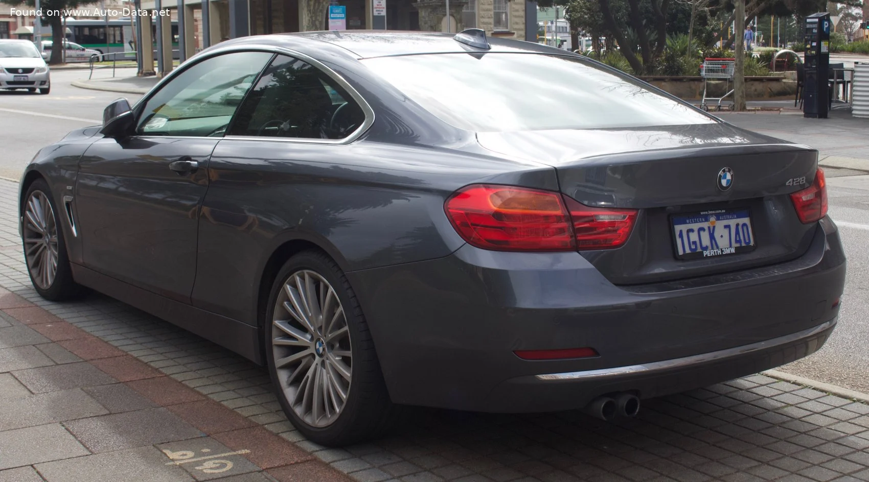 BMW 4 Series 418d (150 Hp)2015 - 2016 thumbnail 3