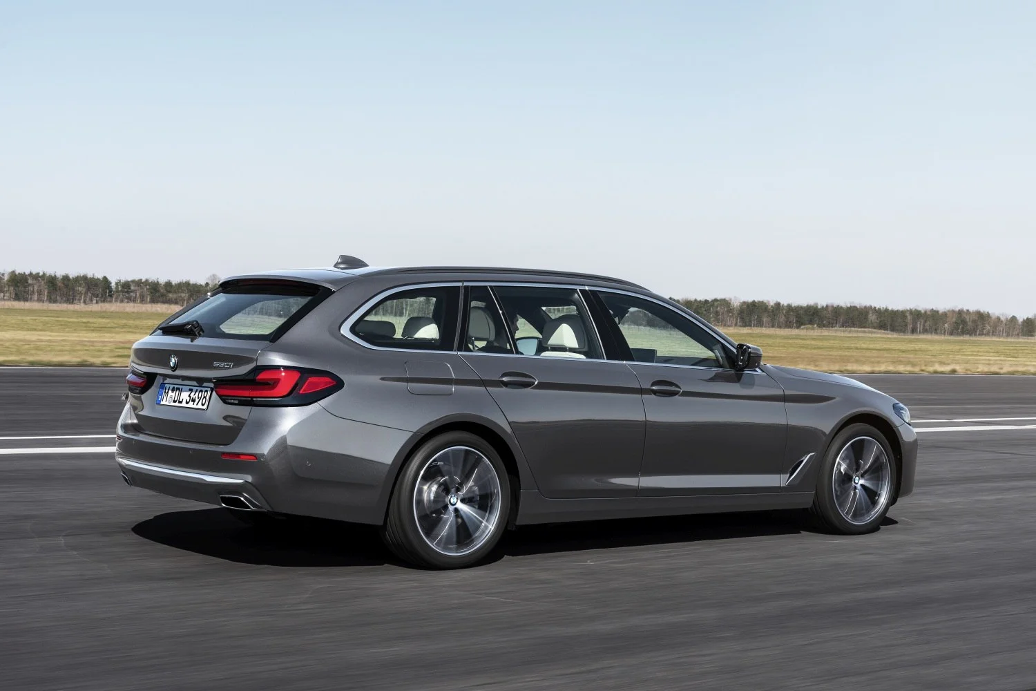 BMW 5 Series 520d (190 Hp) Mild Hybrid Steptronic2020 - 2024 thumbnail 17