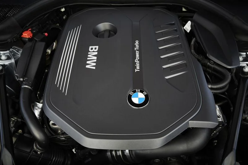 BMW 5 Series 520d (190 Hp)2017 - 2020 thumbnail 3