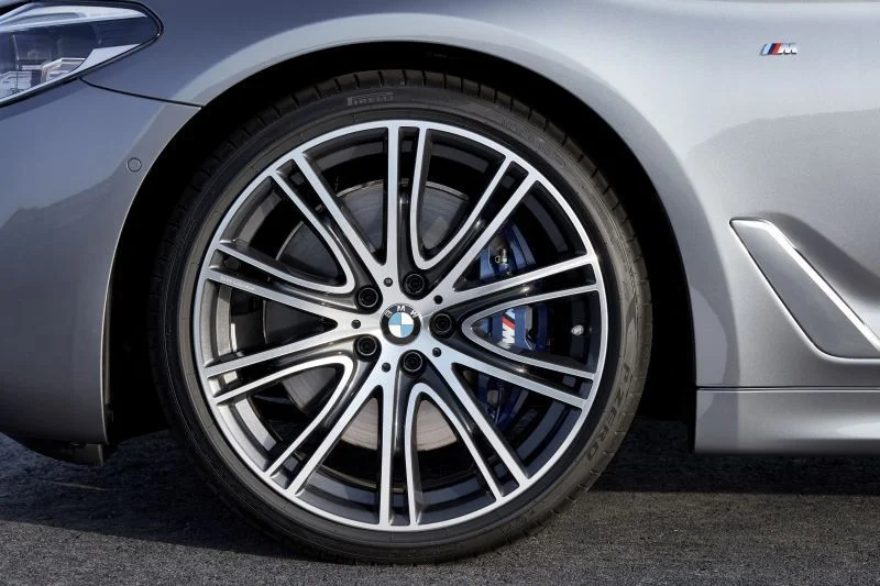 BMW 5 Series 520d (190 Hp)2017 - 2020 thumbnail 6