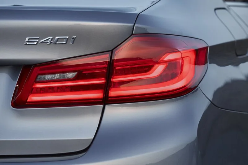 BMW 5 Series 520d (190 Hp)2017 - 2020 thumbnail 10