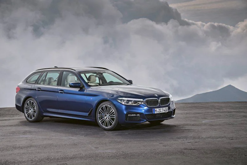 BMW 5 Series 520d (190 Hp)2017 - 2020 thumbnail 14