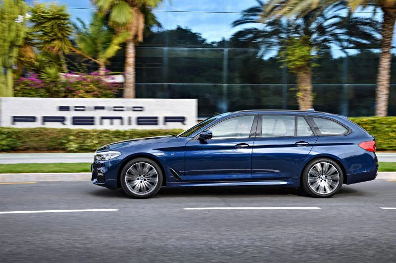 BMW 5 Series 520d (190 Hp)2017 - 2020 thumbnail 15