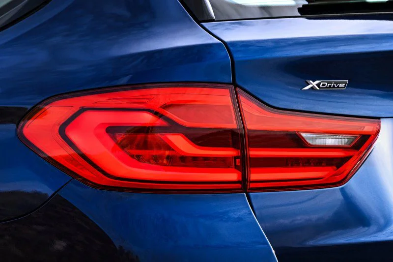 BMW 5 Series 520d (190 Hp)2017 - 2020 thumbnail 17