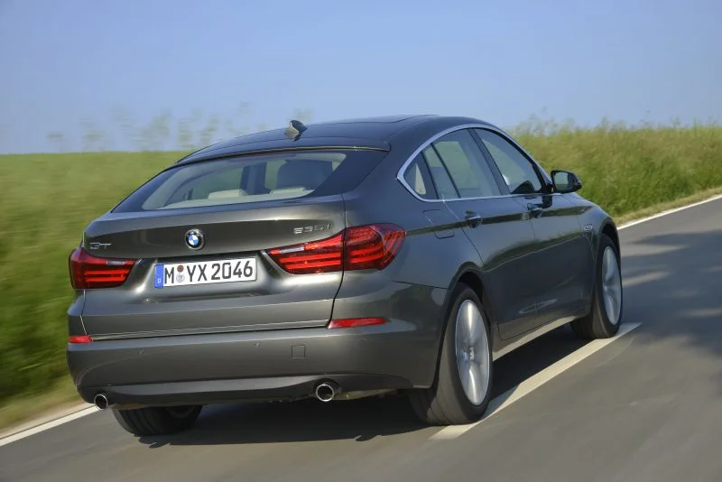 BMW 5 Series 520d (184 Hp) Steptronic2013 - 2017 thumbnail 16