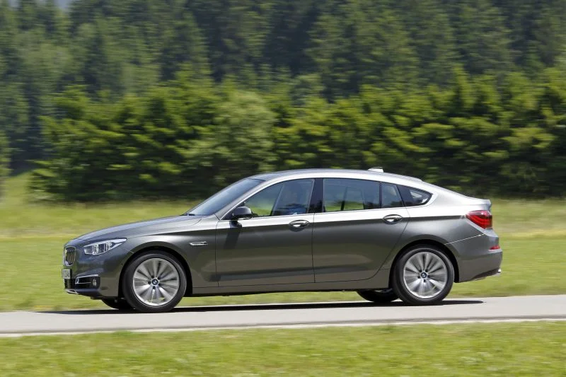 BMW 5 Series 520d (184 Hp) Steptronic2013 - 2017 thumbnail 5