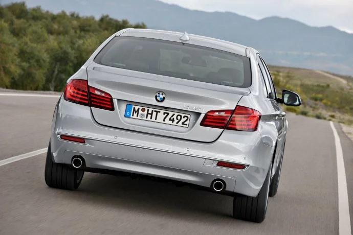 BMW 5 Series 518d (143 Hp)2013 - 2014 thumbnail 2