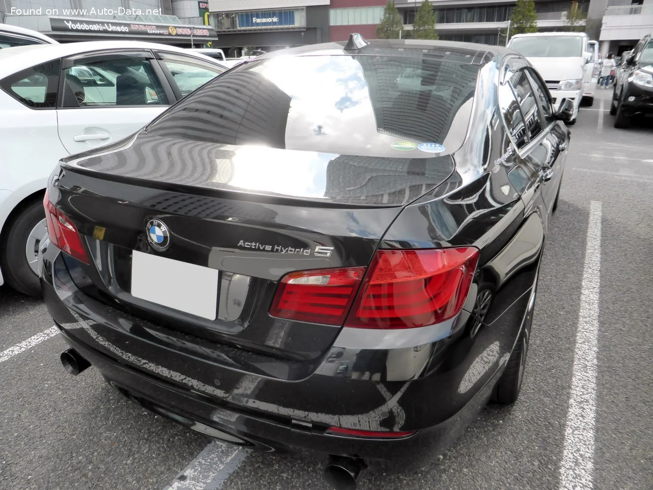 BMW 5 Series ActiveHybrid 3.0 (340 Hp)2011 - 2013 thumbnail 10