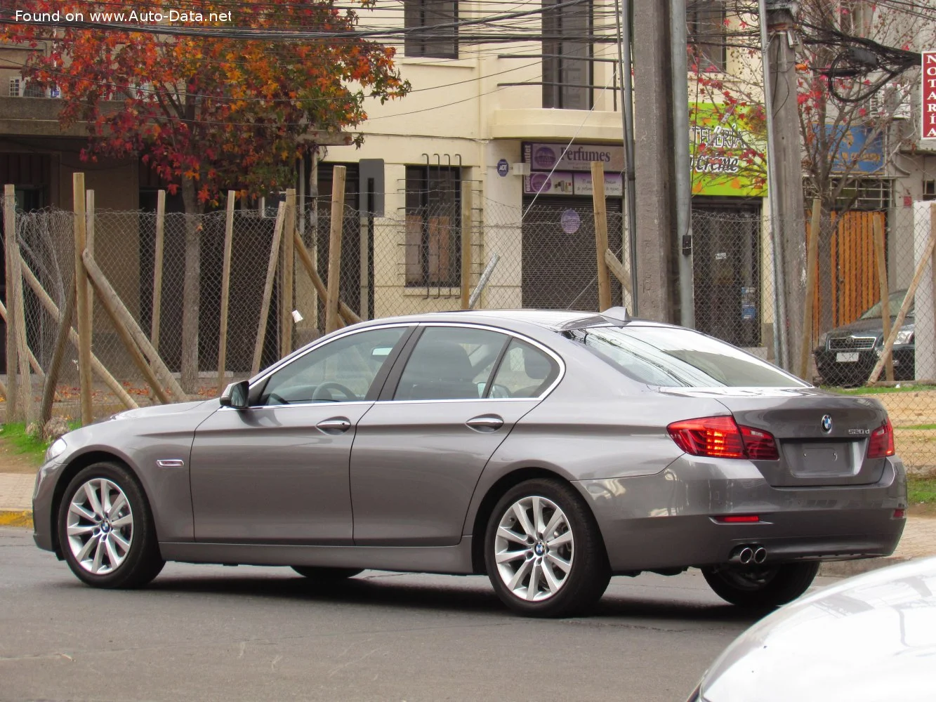BMW 5 Series 520d (184 Hp)2010 - 2013 thumbnail 12