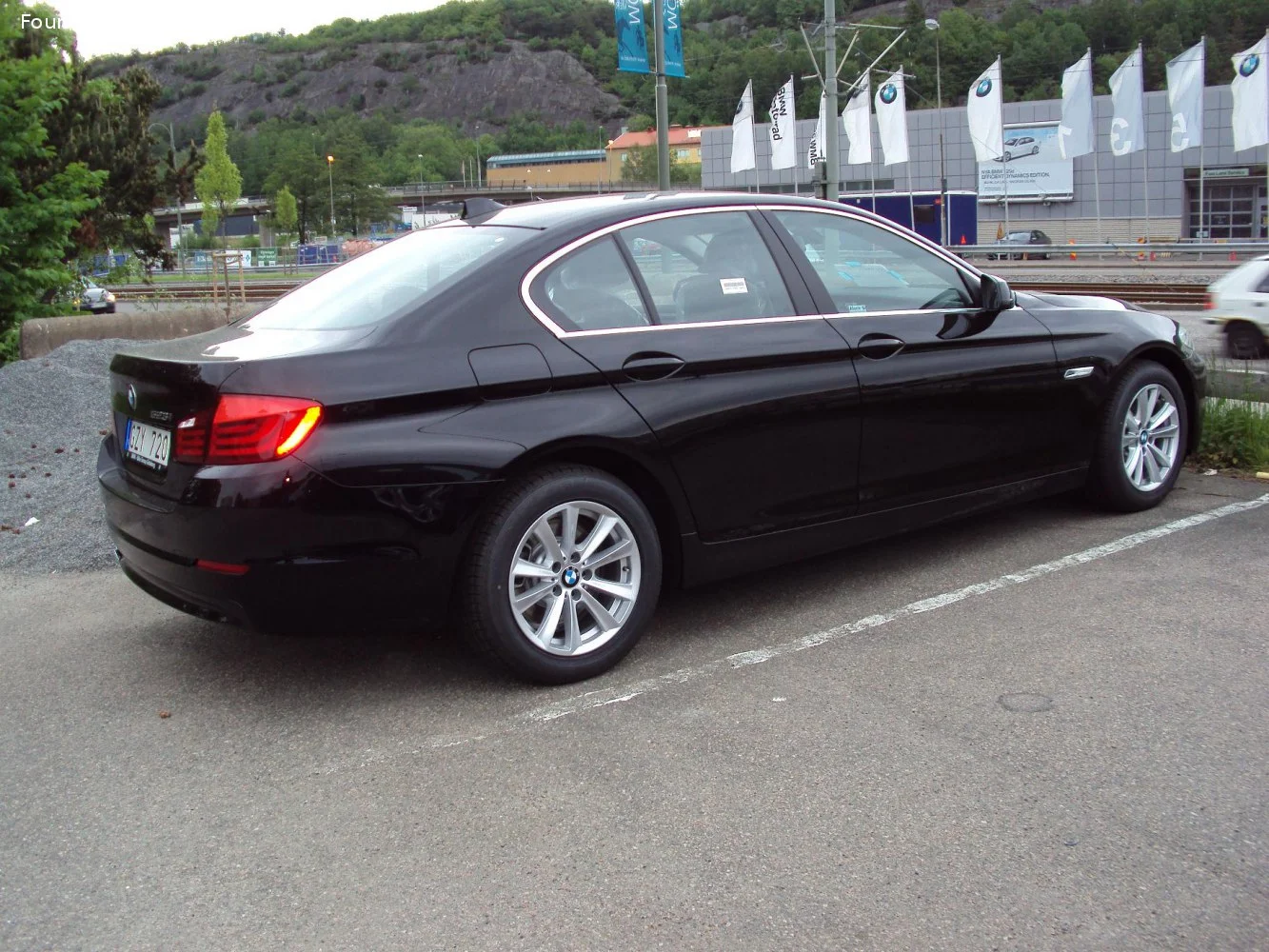 BMW 5 Series 520d (184 Hp)2010 - 2013 thumbnail 14