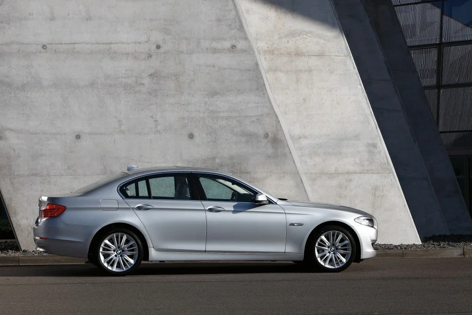 BMW 5 Series 520d (184 Hp)2010 - 2013 thumbnail 4