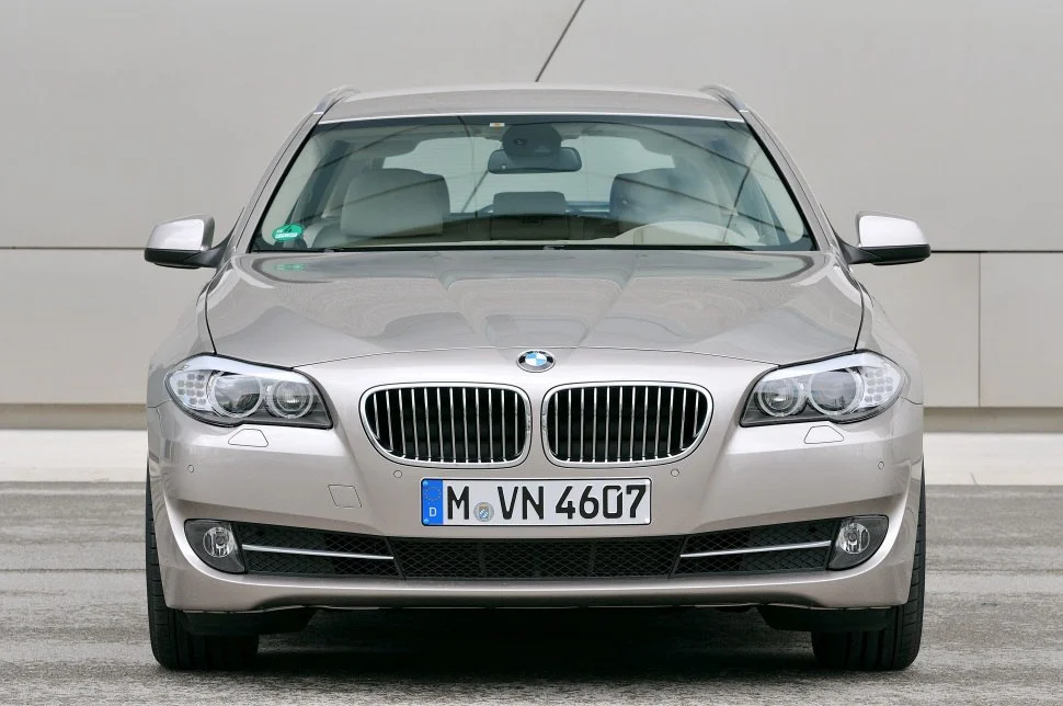 BMW 5 Series 520d (184 Hp)2010 - 2013 thumbnail 2