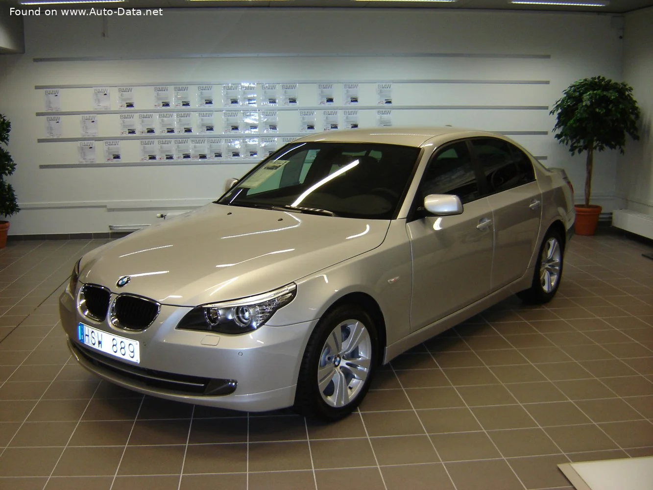 BMW 5 Series 520d (177 Hp)2007 - 2010 thumbnail 5