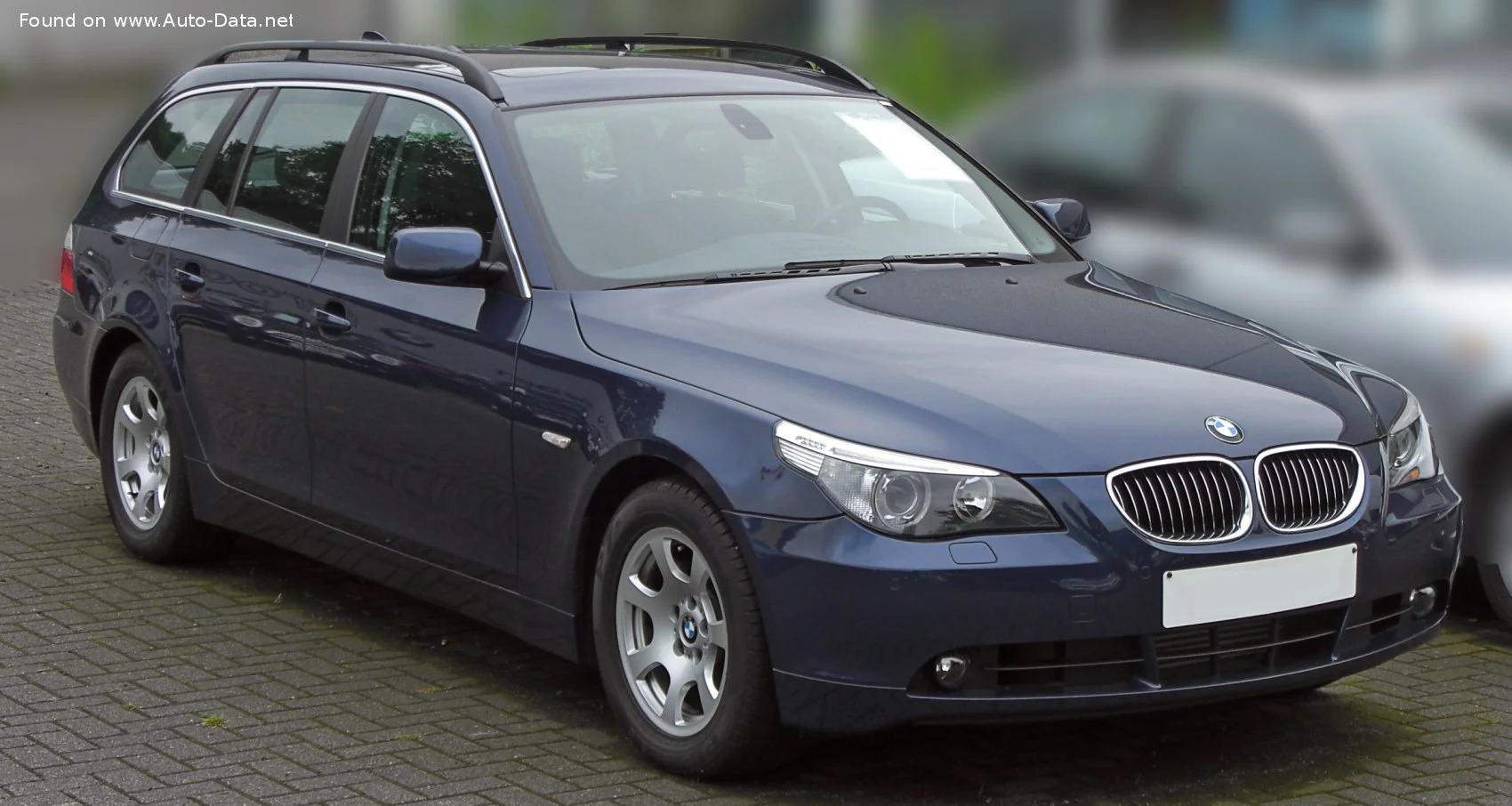 BMW 5 Series BMW 5 Series Touring (E61)