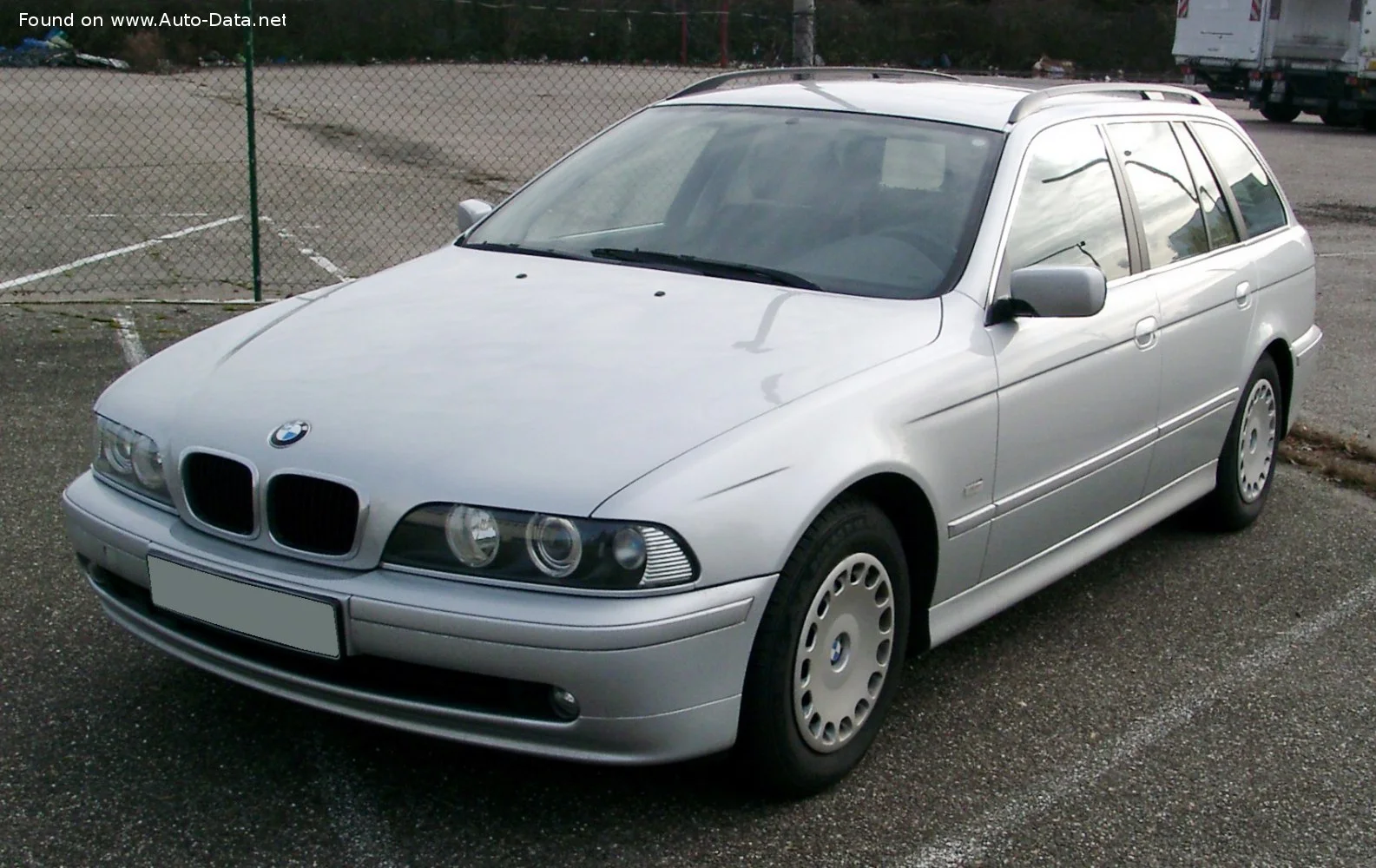 BMW 5 Series 520d (136 Hp)2000 - 2003 thumbnail 4