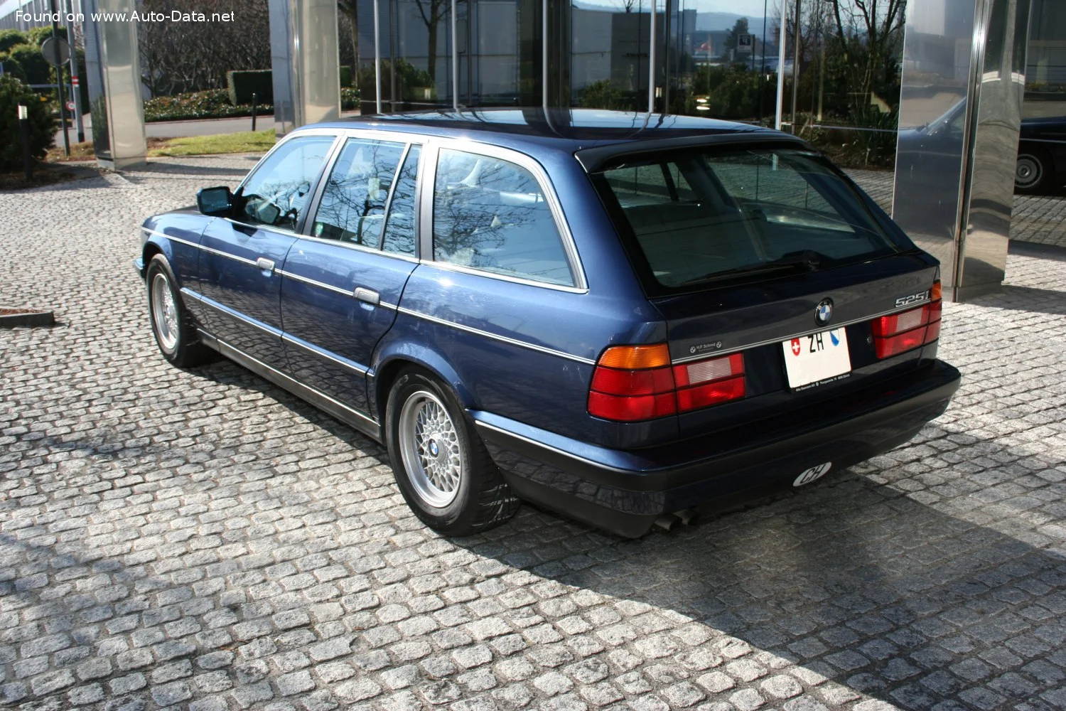BMW 5 Series 518i (113 Hp)1993 - 1994 thumbnail 10