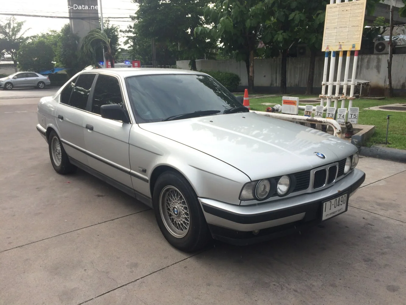 BMW 5 Series 518i (113 Hp)1989 - 1995 thumbnail 3