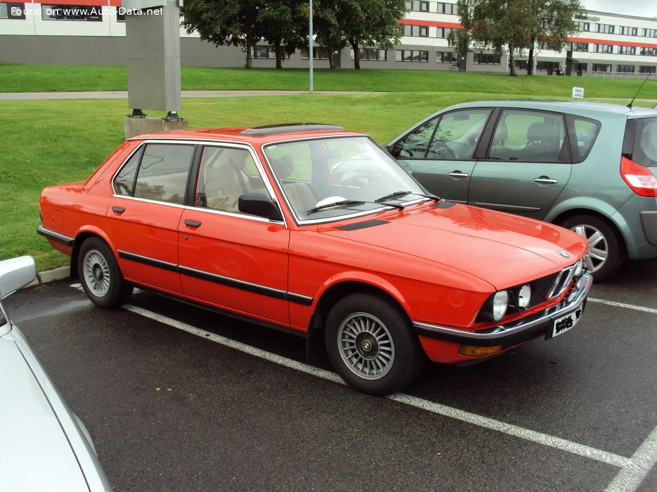 BMW 5 Series 518 (90 Hp)1981 - 1984 thumbnail 15