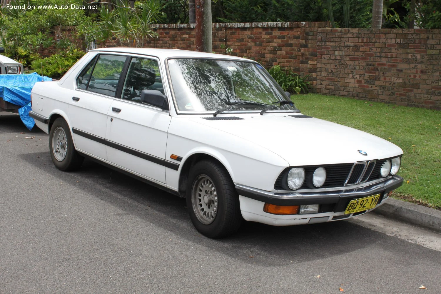 BMW 5 Series 518 (90 Hp)1981 - 1984 thumbnail 8