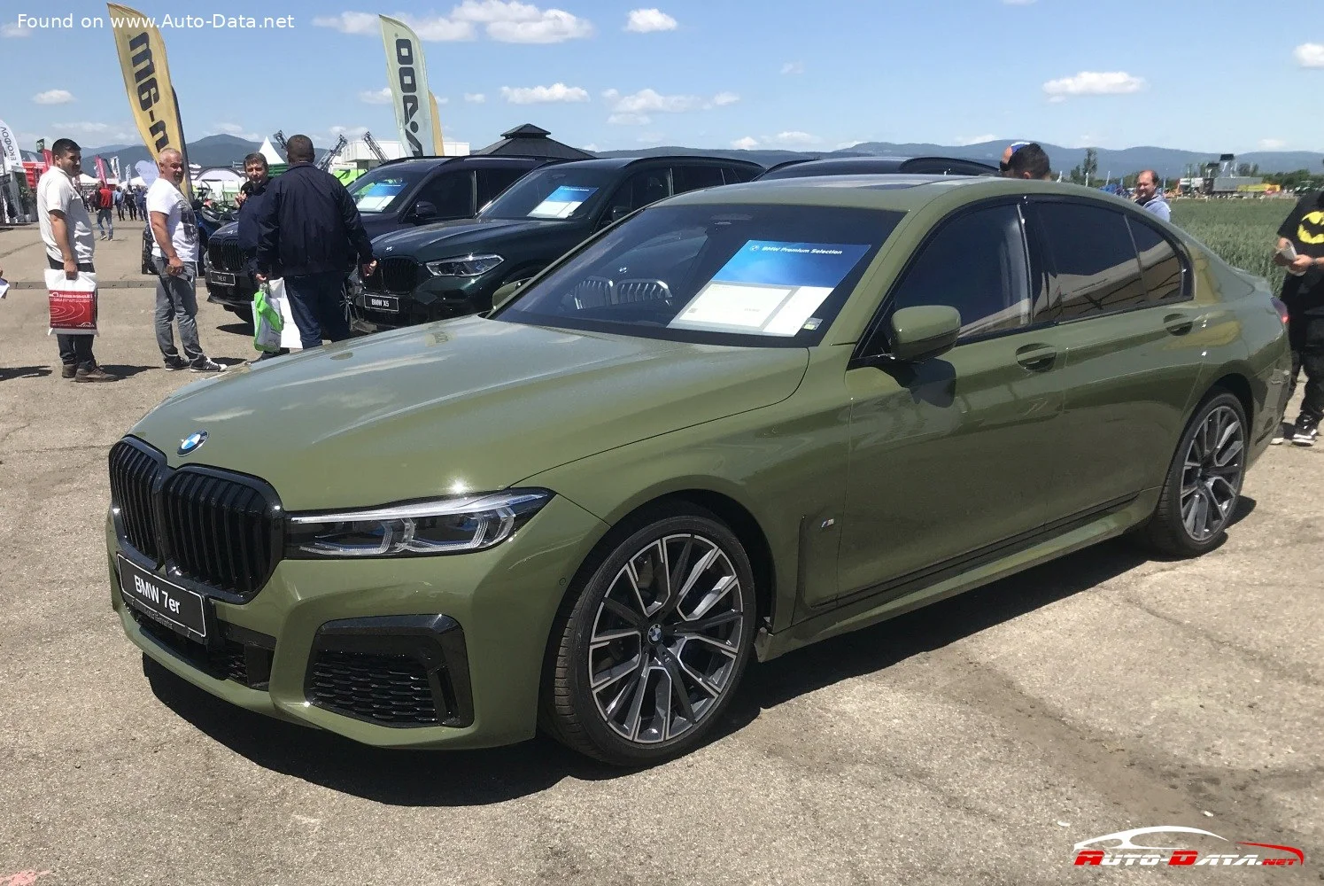 BMW 7 Series 730d (265 Hp) Steptronic2019 - 2020 thumbnail 18